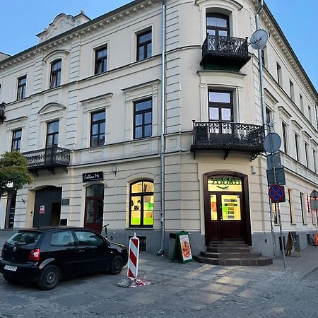 Apartamenty Luczkowskiego Z Widokiem Na Studnie 3 Chelm Exterior photo