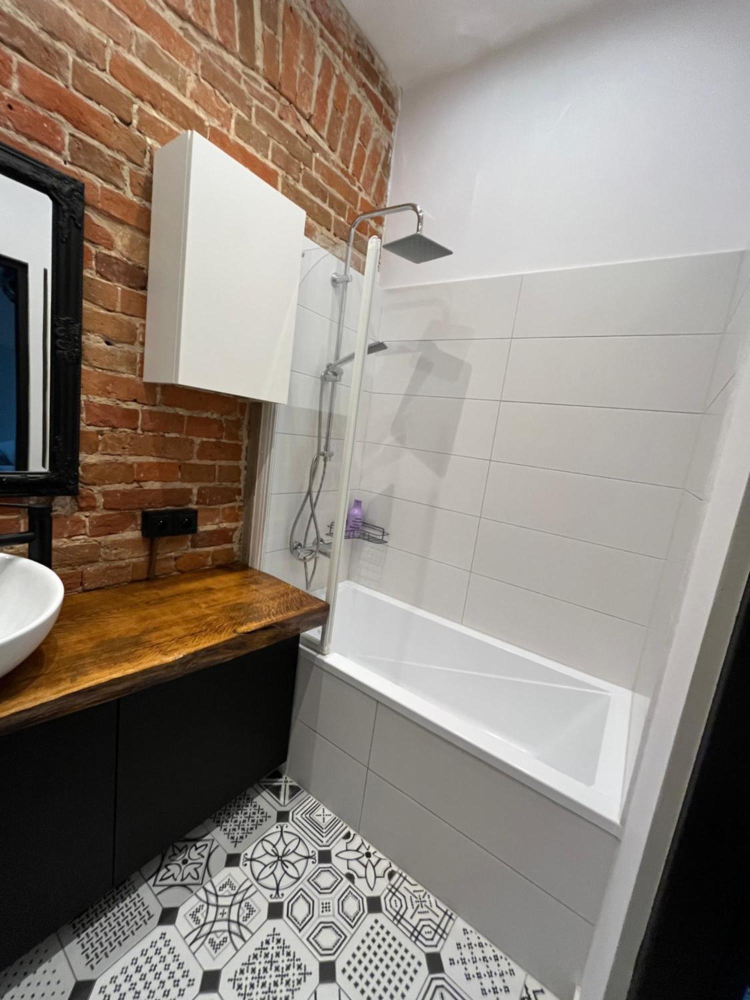 Apartamenty Luczkowskiego Z Widokiem Na Studnie 3 Chelm Exterior photo